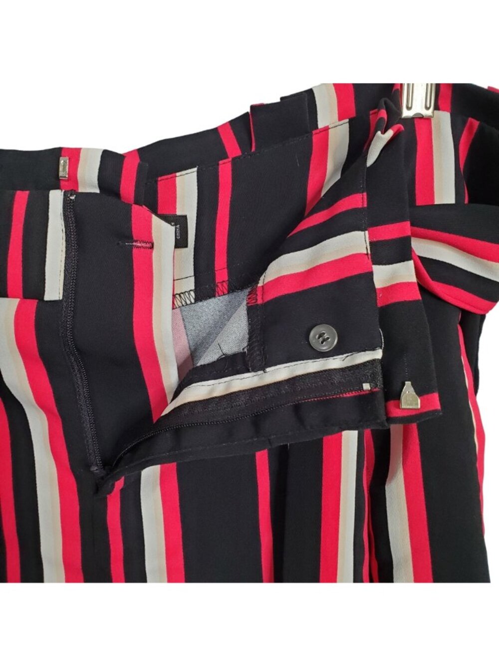 Torrid Size 16 Shorts Belt Crepe Paperbag High Waist Stretch Stripe Black Pink - Picture 6 of 8